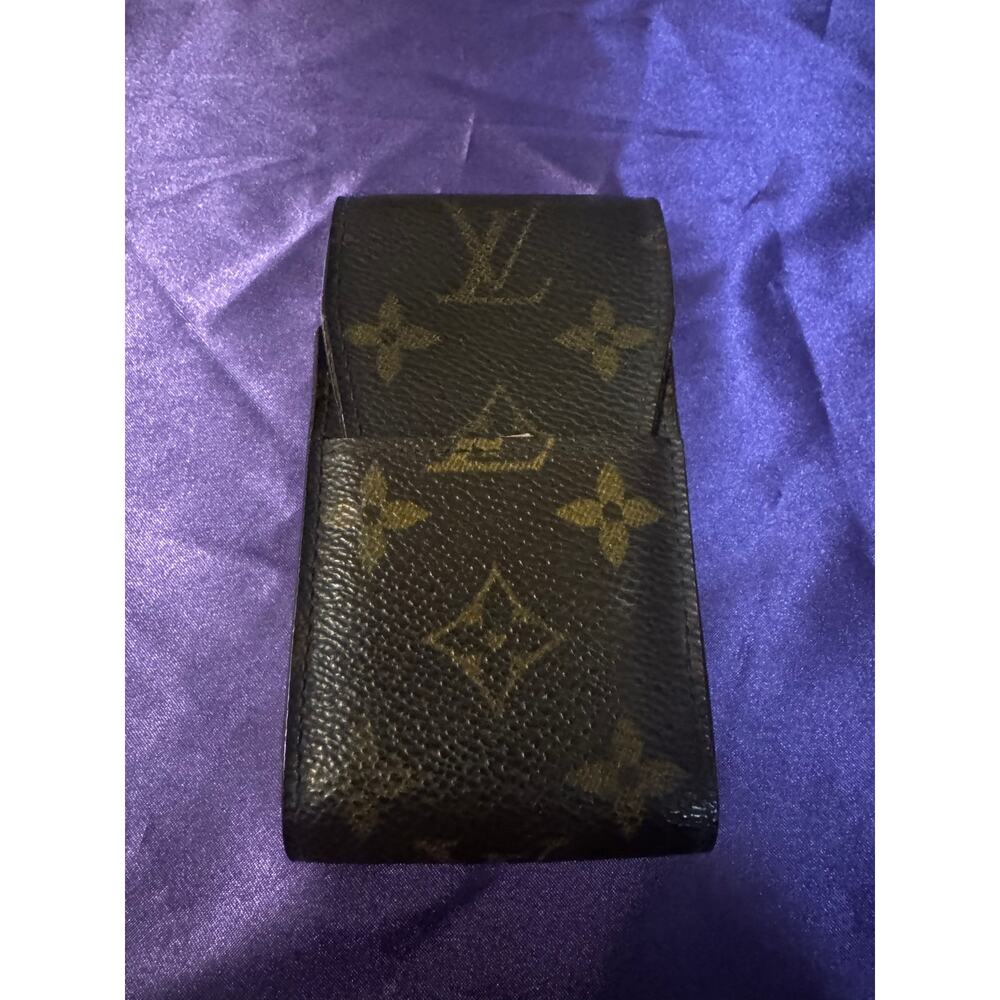 LV Cigarette case Mono